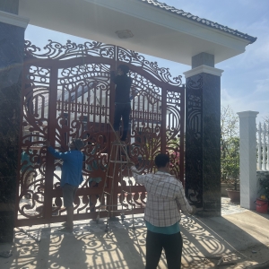 Cổng rào giá rẻ ba tri