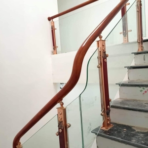 THI CÔNG CẦU THANG TẠI BÌNH ĐẠI