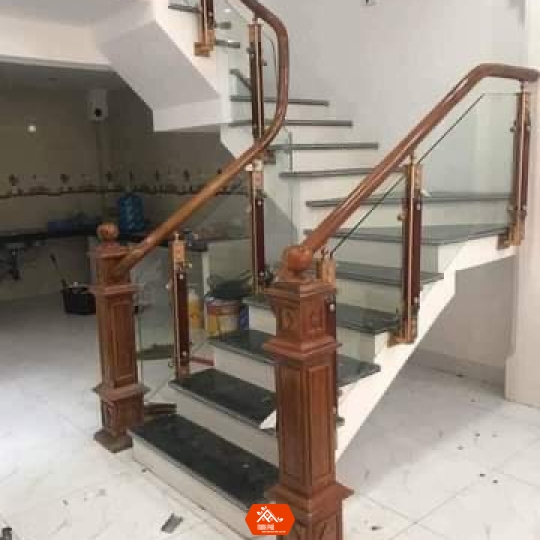 THI CÔNG CẦU THANG KÍNH GIÁ RẺ BÌNH ĐẠI