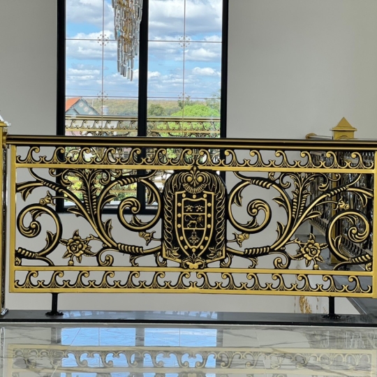 MẪU LAN CAN NHÔM ĐÚC