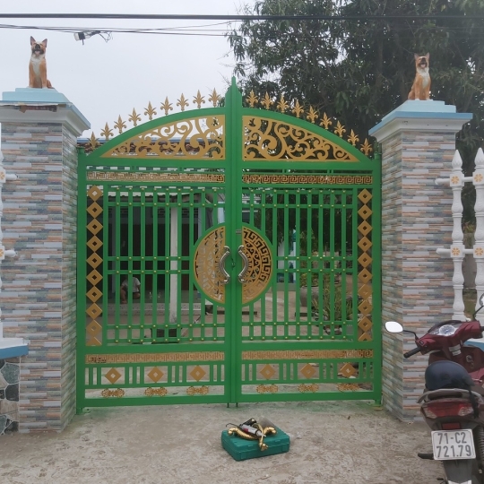 CỬA SẮT MỸ THUẬT BA TRI