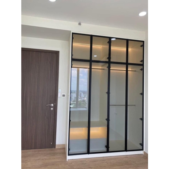 Nội thất cánh kính ba tri 